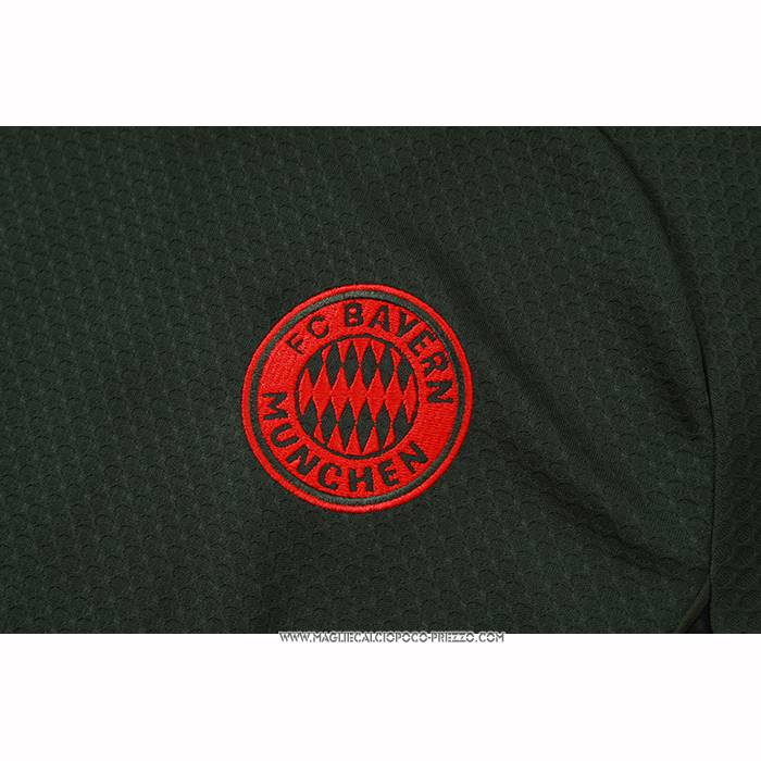 Tuta da Track
 Bayern Monaco
 25/26 Manica Corta
 Verde - Pantaloncini
